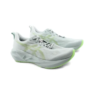 Novablast 5 scarpa running uomo