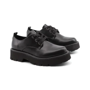 Scarpa stringata fondo carrarmato donna