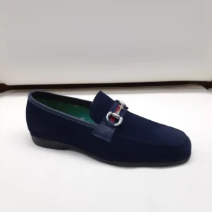 MOCASSINO IN CAMOSCIO CON FIBBIETTA GUCCI TROTTERS