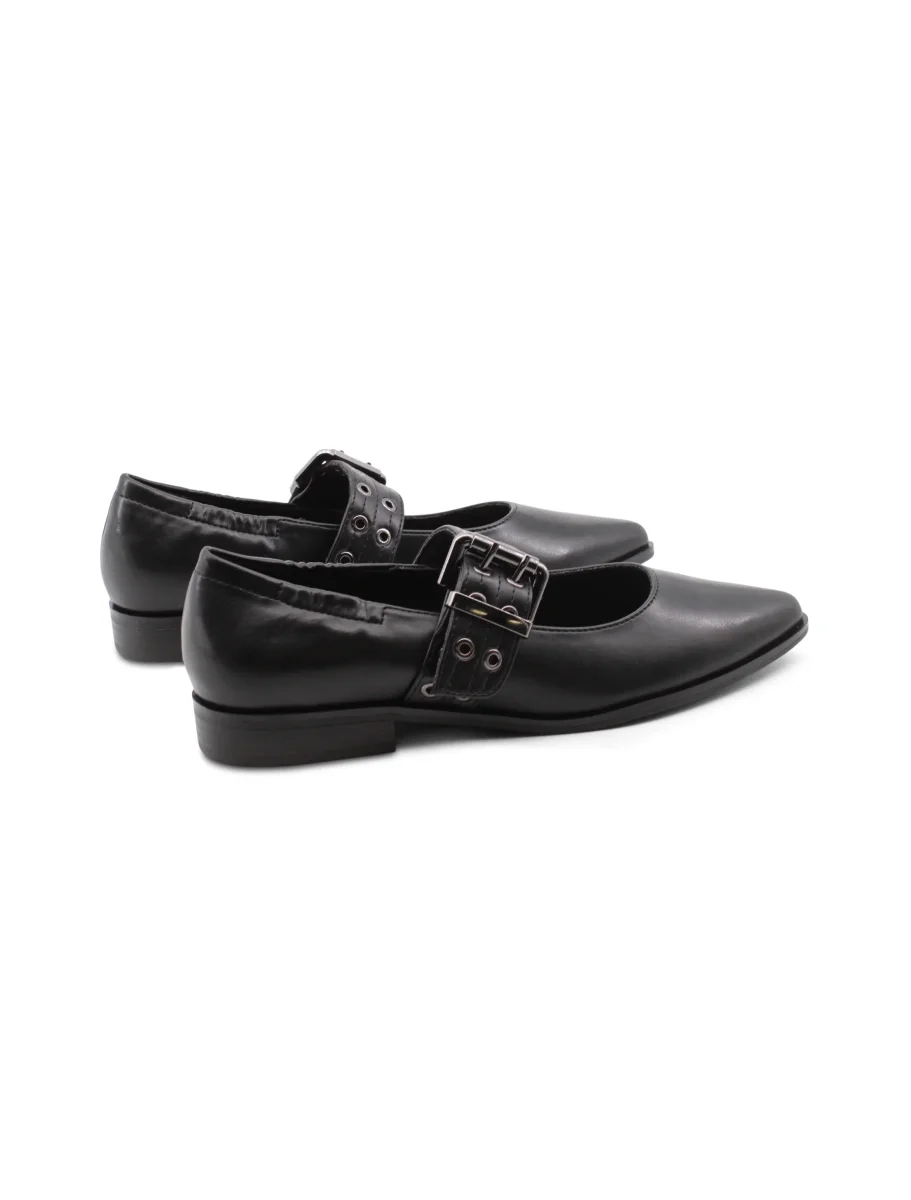 Ballerina a punta con fibbia e borchie - immagine 5