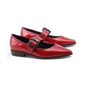 Ballerina a punta con fibbia e borchie