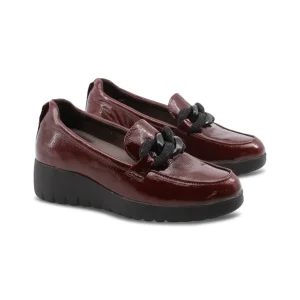 Mocassino in vernice con zeppa da donna