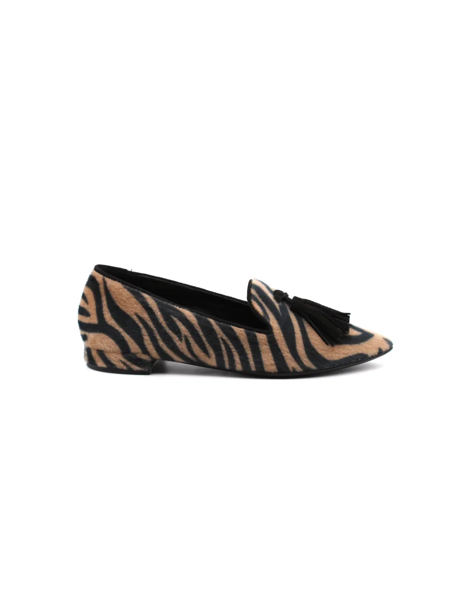 Mocassino animalier con nappine - immagine 3