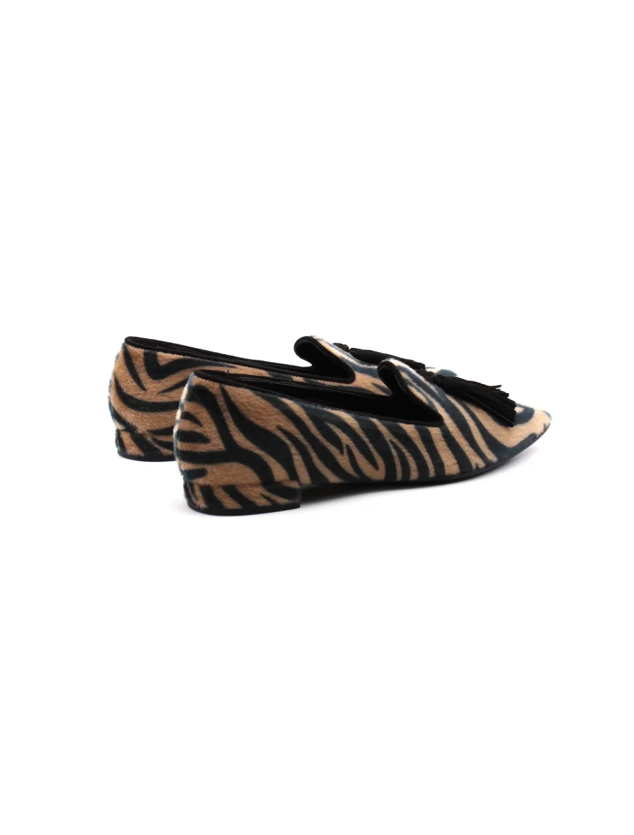 Mocassino animalier con nappine - immagine 6
