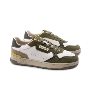 Sneaker da uomo con dettagli suede