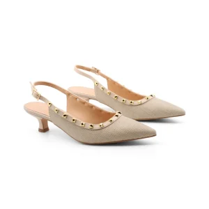 Décolleté kitten heels con borchie