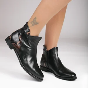 Stivaletto con parte pitonata - ultimi 32-35