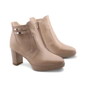 Ankle boot con tacco alto e plateau