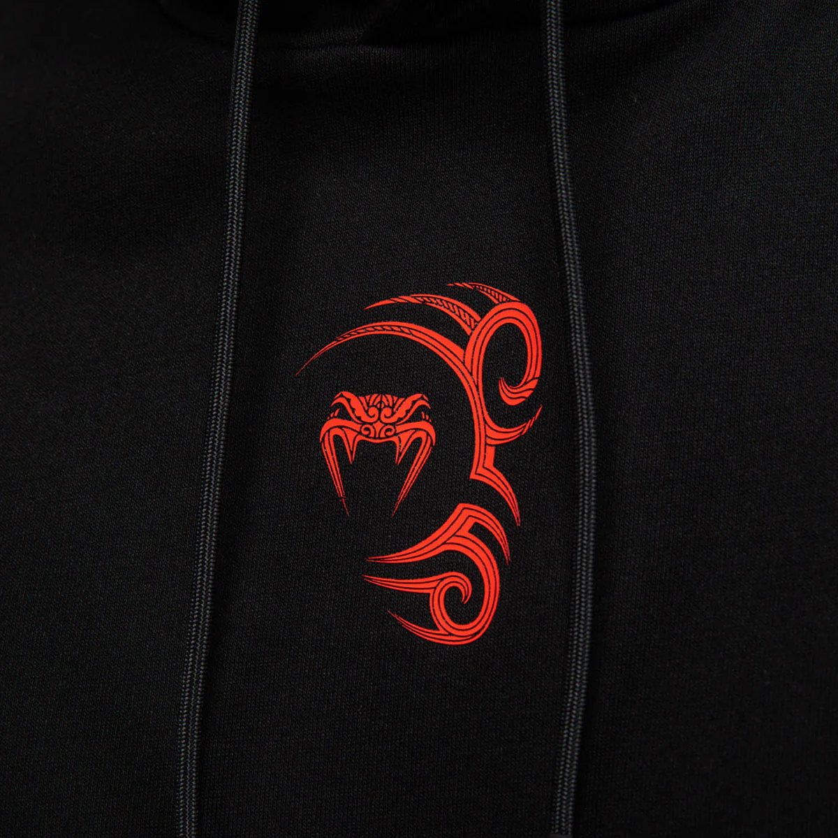 Felpa smanicata Venum x Mike Tyson Tiger con cappuccio Nero - immagine 6