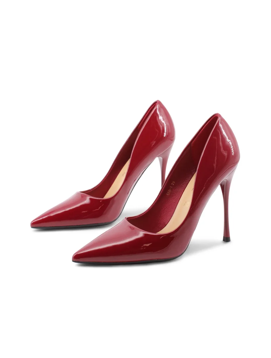 Décolleté in vernice con tacco a spillo - immagine 4