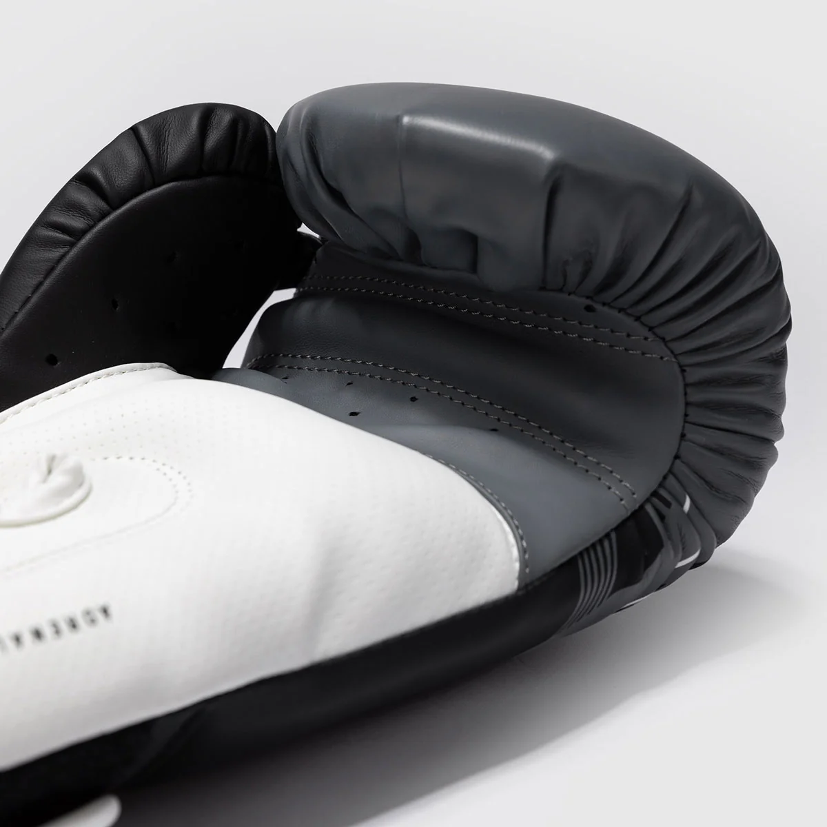 Guantoni Venum Adrenaline Nero-grigio - immagine 5