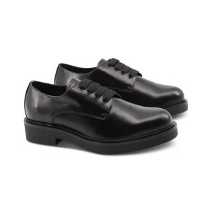 Stingata nera in pelle da donna