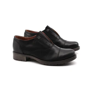 Inglesina da donna in pelle