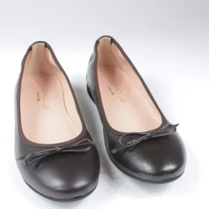 Ballerina in pelle marrone