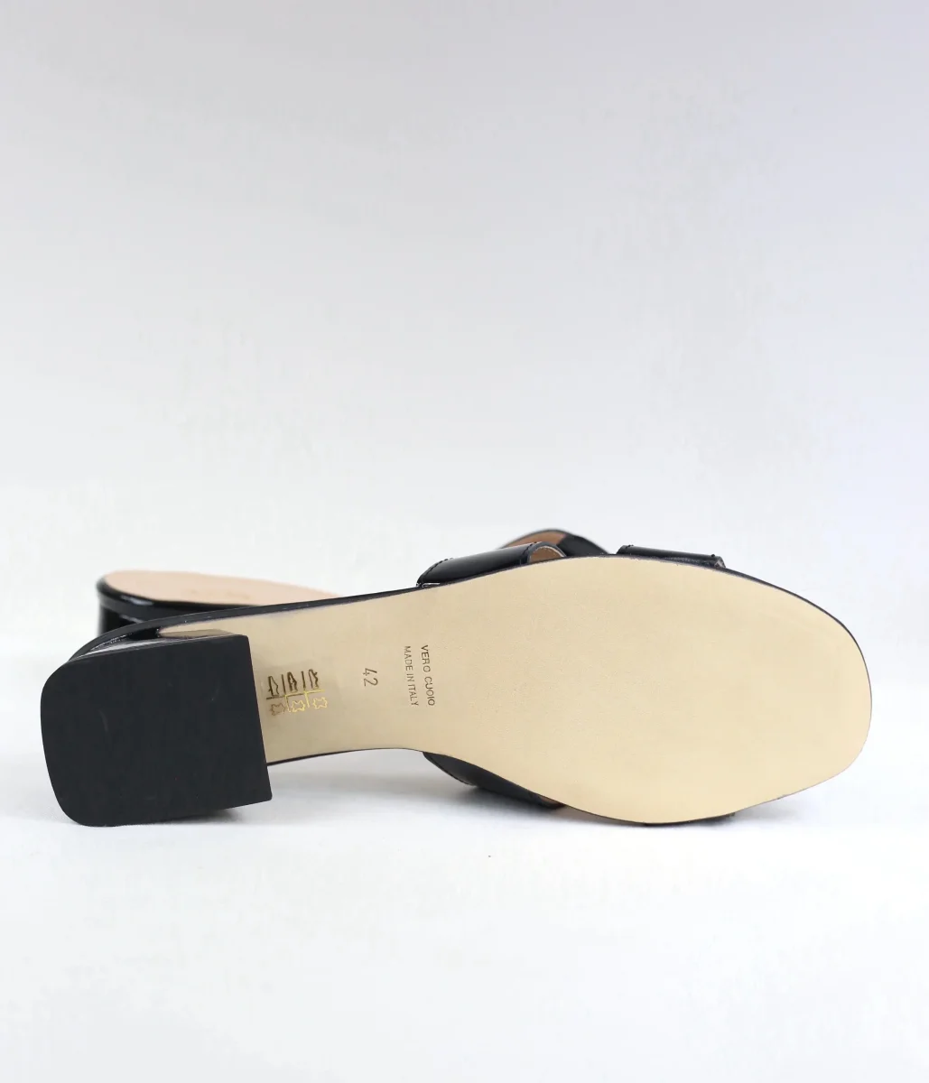 Ciabattina Coralie vernice nera - immagine 8