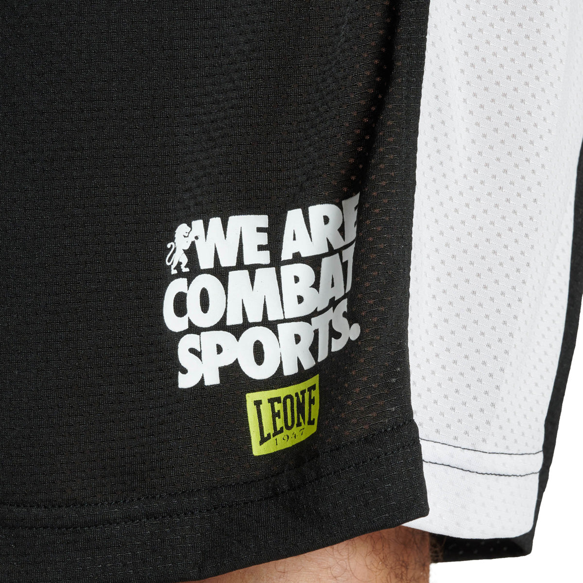 Pantaloncini allenamento Leone Logo Wacs ABX128 Nero - immagine 4