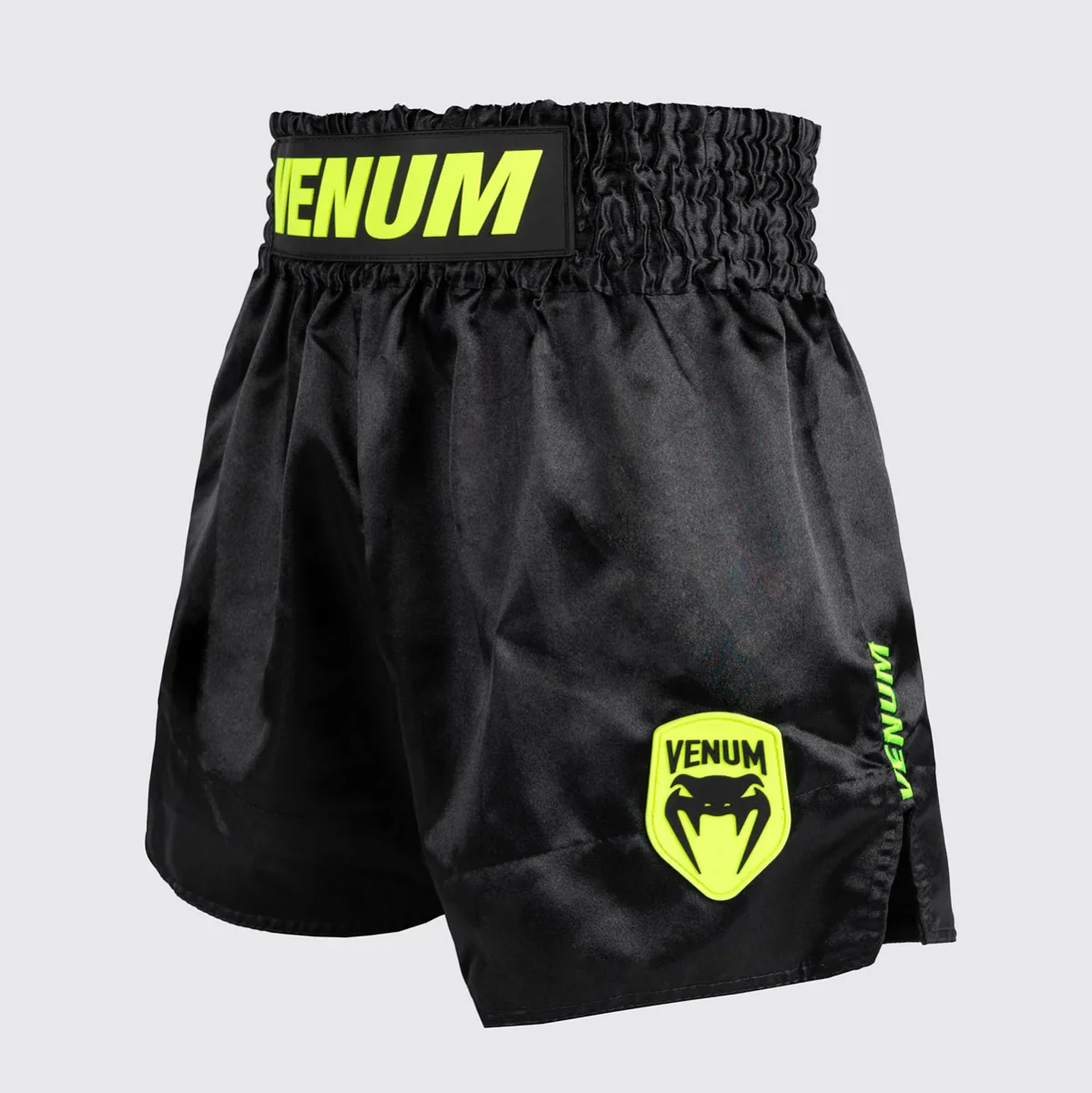 Pantaloncini kick-thai Venum Classic Evo Nero-giallo - immagine 3