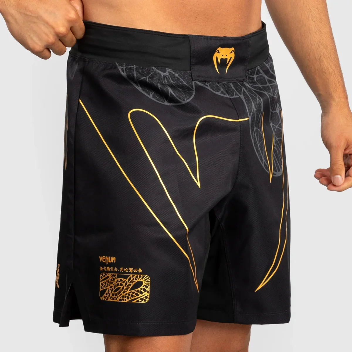 Pantaloncini MMA Venum Serpenti Nero - immagine 4