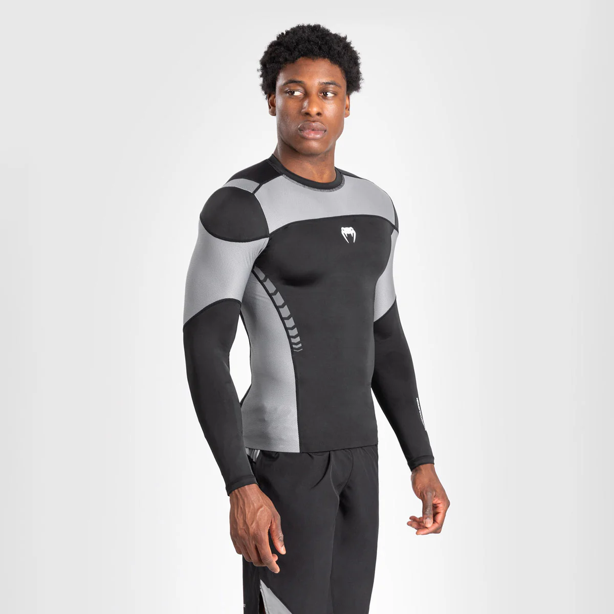 Rashguard Venum Tempest maniche lunghe Nero