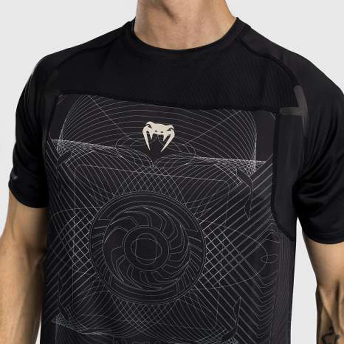 T-shirt Venum Air Dry Tech Nero - immagine 6