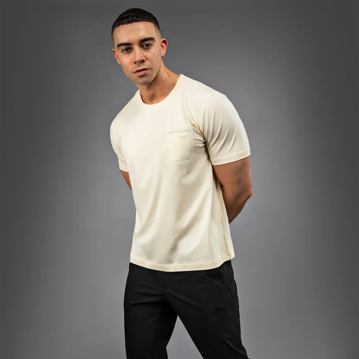 T-shirt Venum Fly Beige - immagine 3