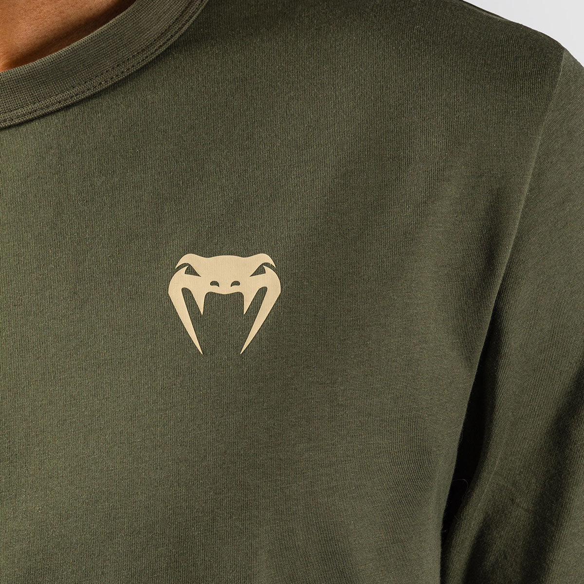 T-shirt Venum x Rajadamnern Verde - immagine 8