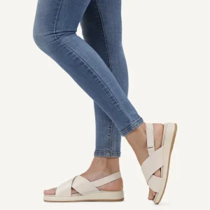 SANDALO BASSO A FASCE INCROCIATE CAPRICE DONNA